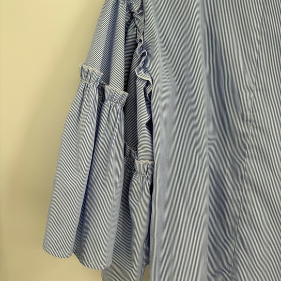 Women's DRA Blue White Stripes Long Sleeve bell Sleeves Blouse Shirt size xs - Picture 10 of 16